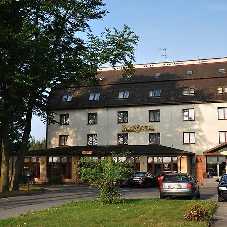 Parkhotel Economic Wielka Wies  Екстериор снимка