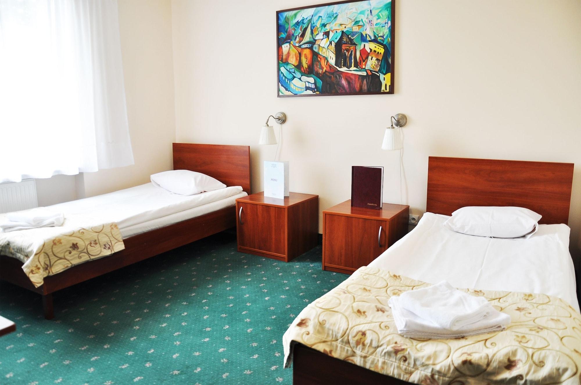 Parkhotel Economic Wielka Wies  Екстериор снимка