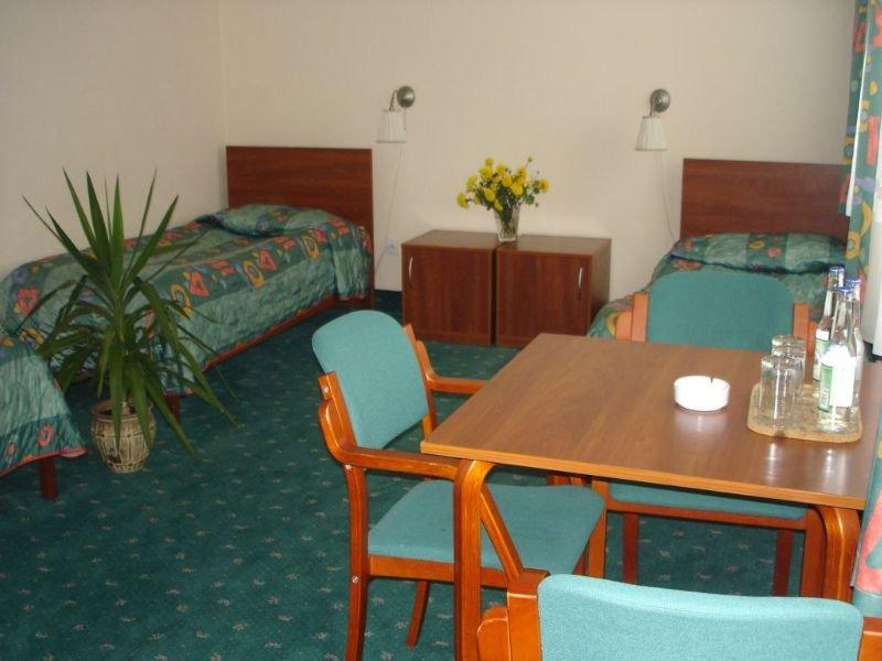 Parkhotel Economic Wielka Wies  Екстериор снимка