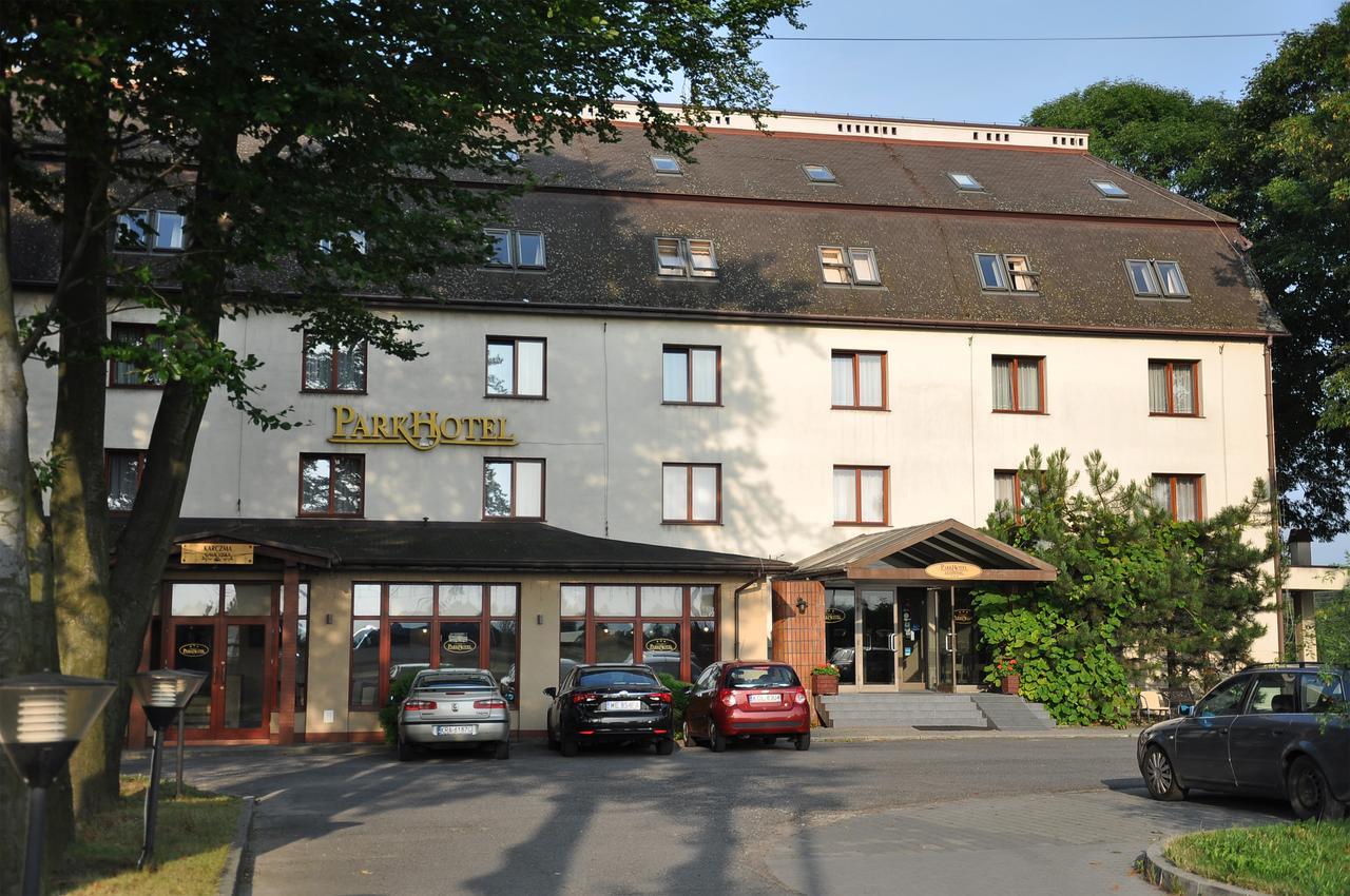 Parkhotel Economic Wielka Wies  Екстериор снимка