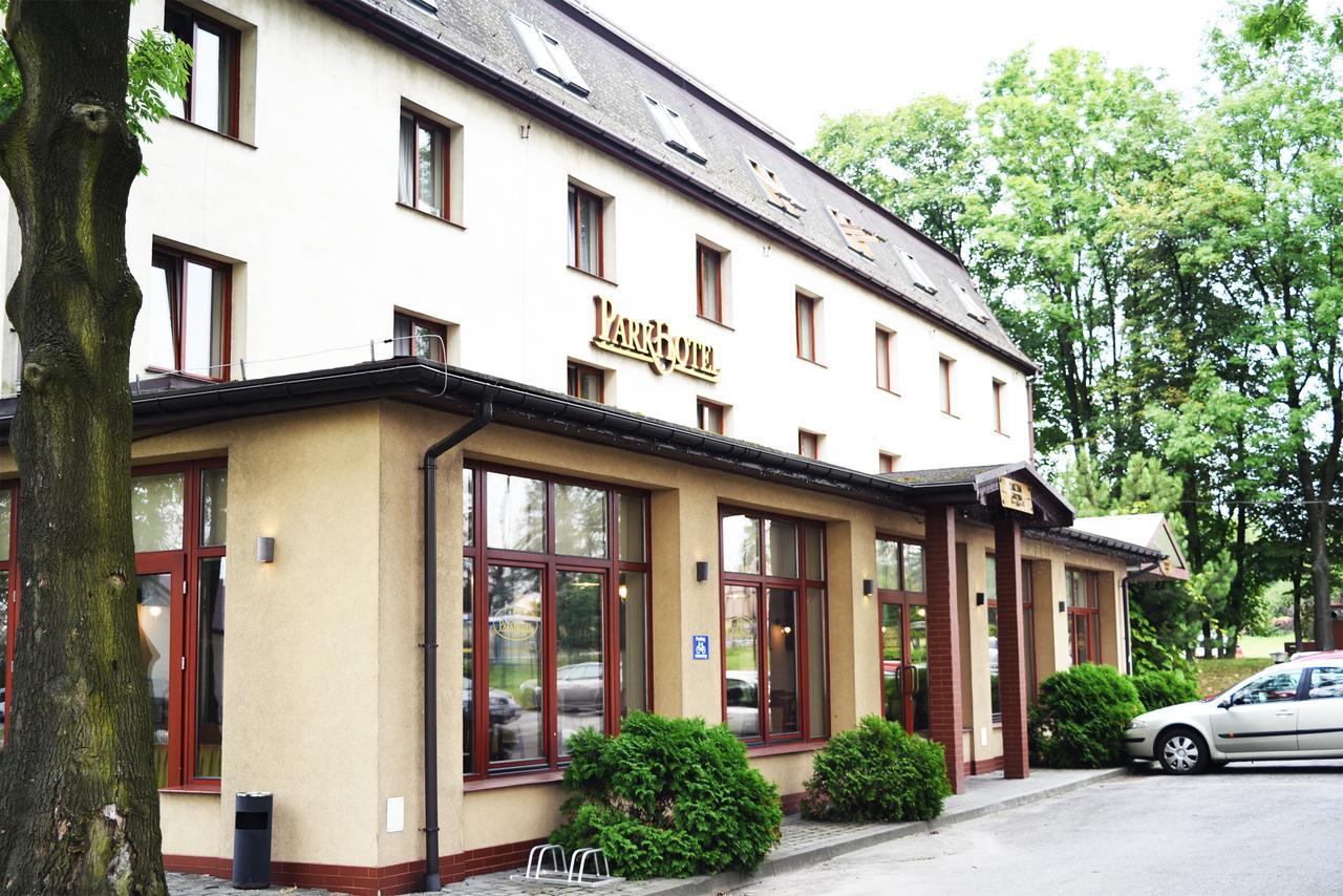 Parkhotel Economic Wielka Wies  Екстериор снимка