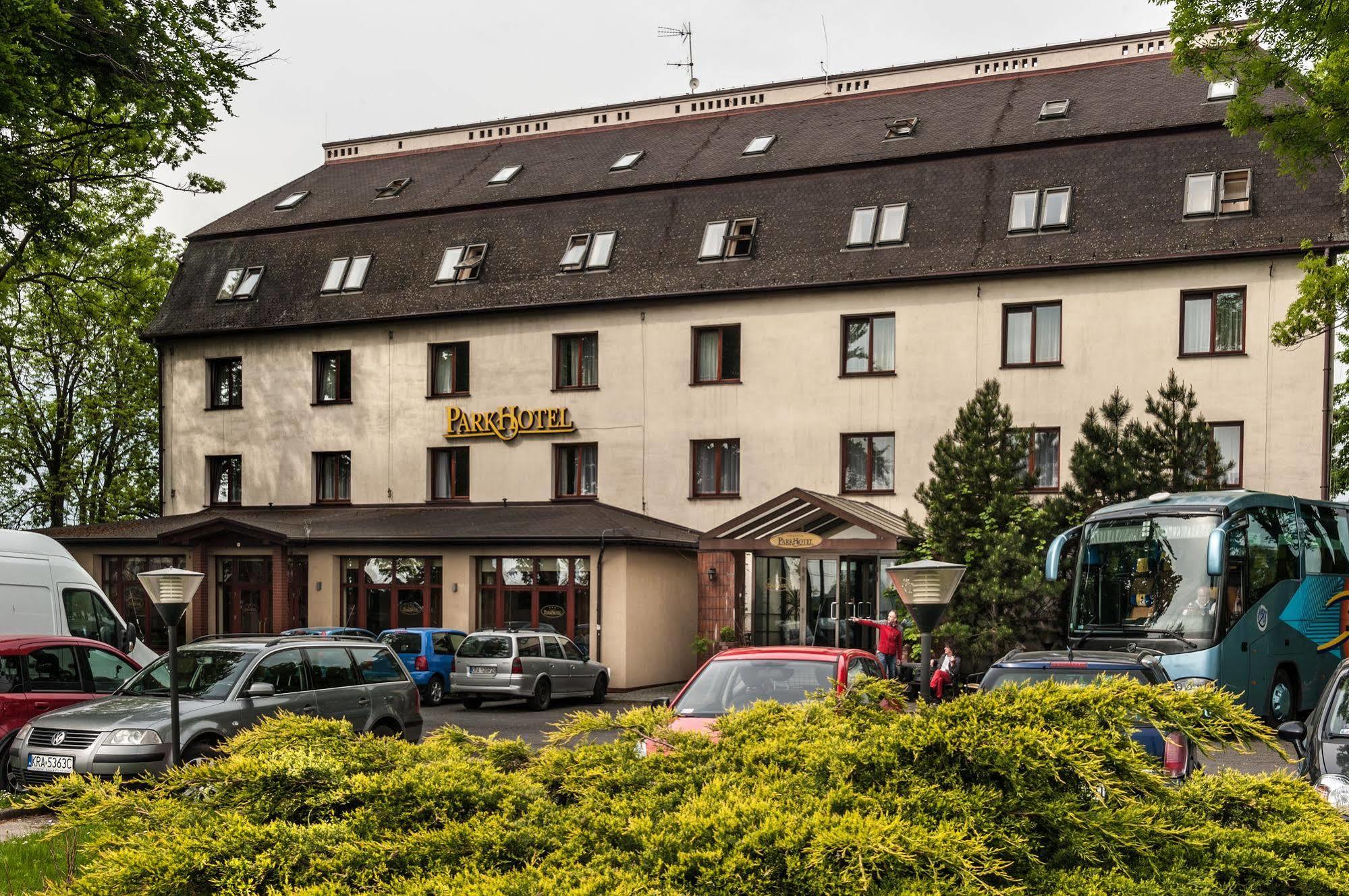 Parkhotel Economic Wielka Wies  Екстериор снимка