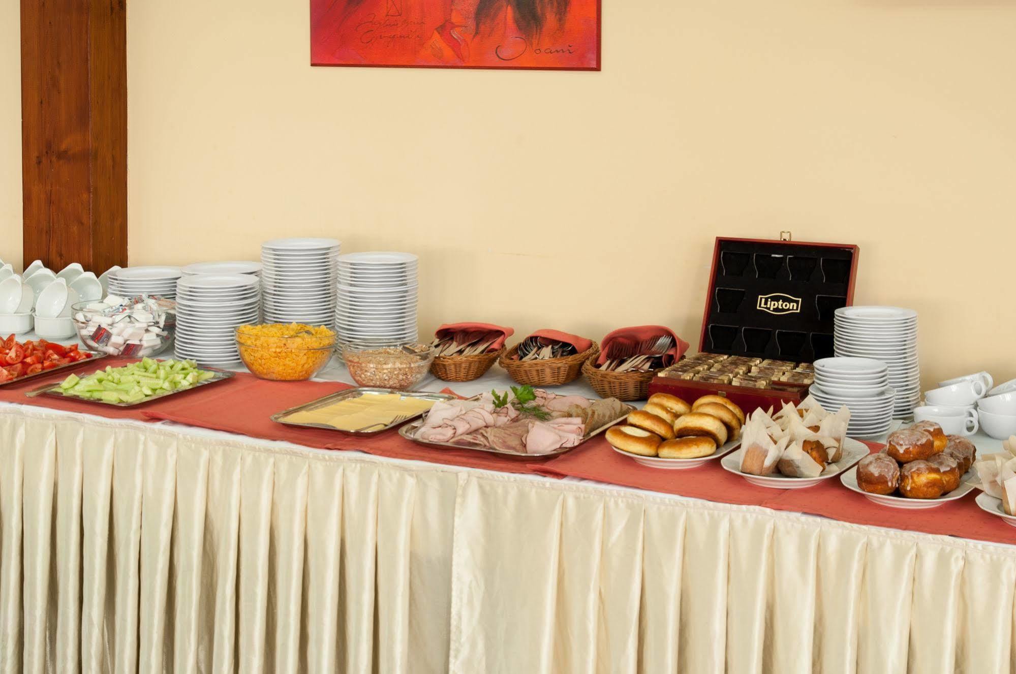 Parkhotel Economic Wielka Wies  Екстериор снимка