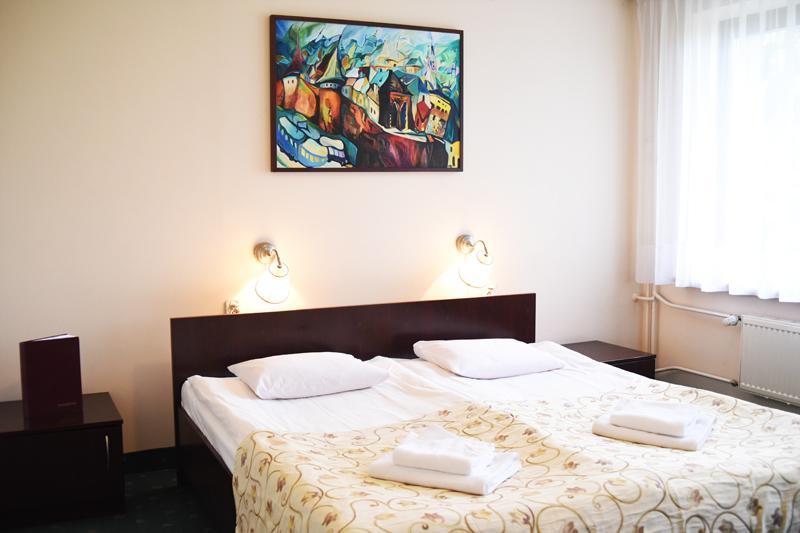 Parkhotel Economic Wielka Wies  Екстериор снимка